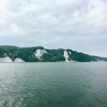 Nr 10 Im Sonnenbad Sassnitz